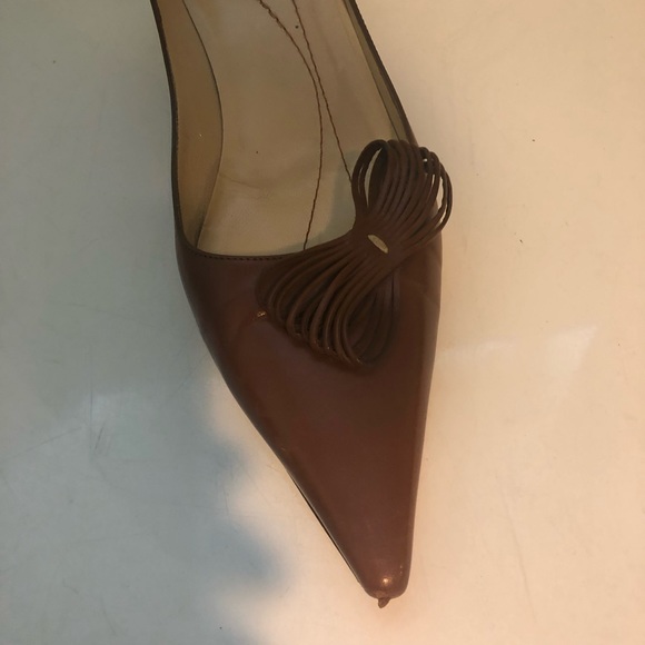 KATE SPADE gently worn but as indicated in picture the tip has a scare - Picture 3 of 3